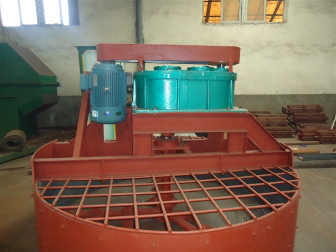 盤(pán)式攪拌機(jī)